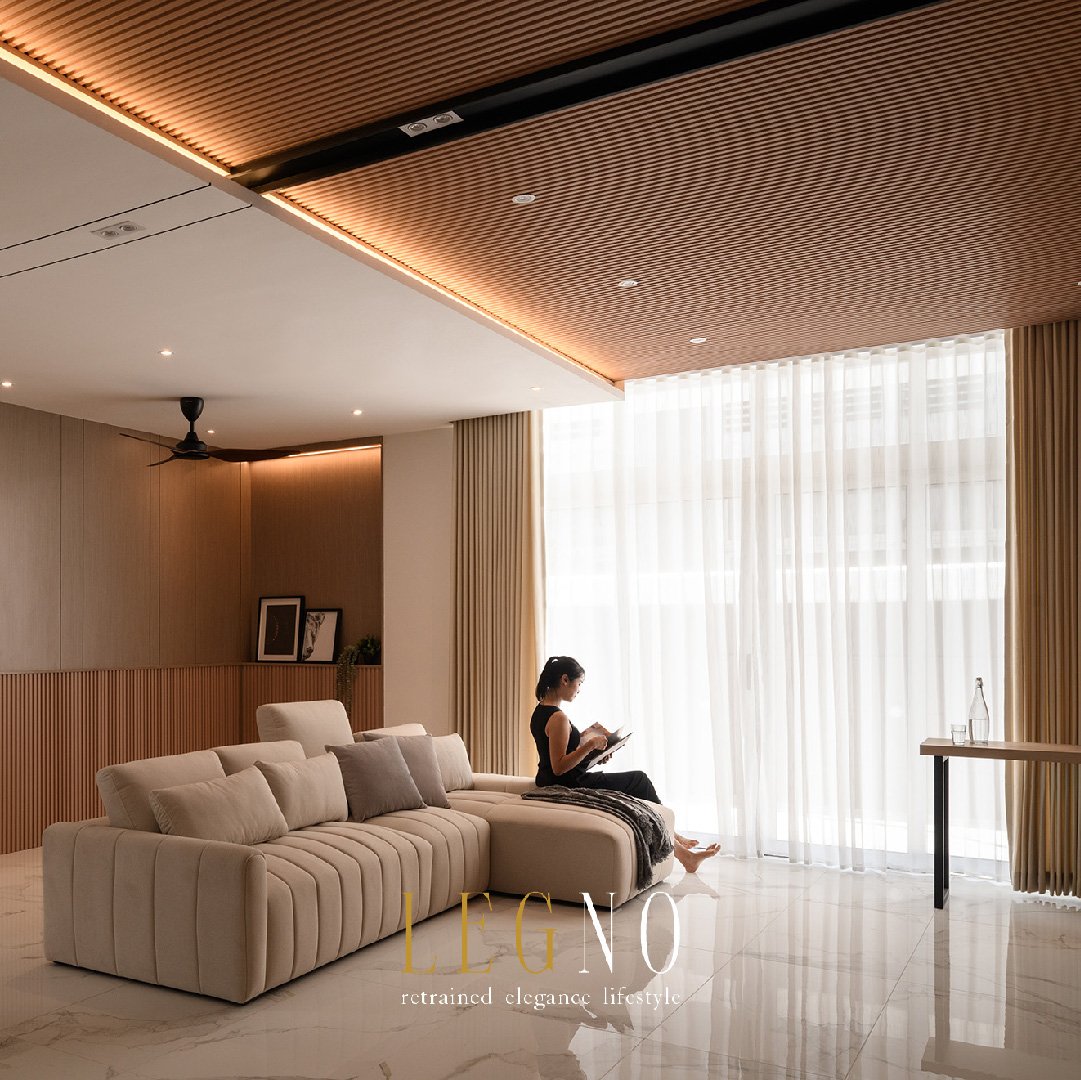 Minimalist MUJI-style living room in Penang featuring light oak furniture and an open-concept layout.